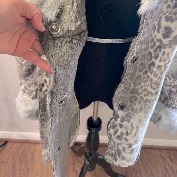 Bernardo Faux Fur coat - Picture 3 of 5